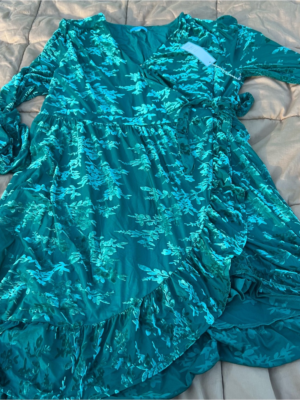 NWT Draper James Emerald Green Velvet Burnout Wrap Ruffle Dress Size XXL